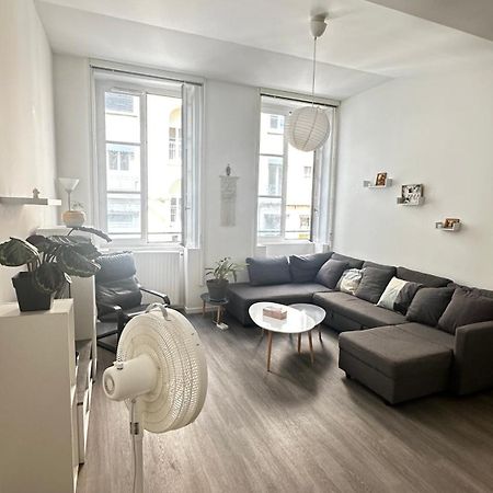 Solo Apartment Lyon Luaran gambar